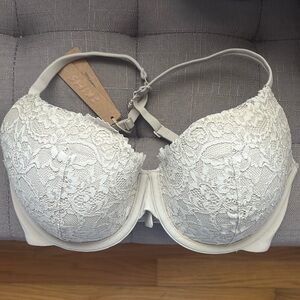 SKIMS bra NWT